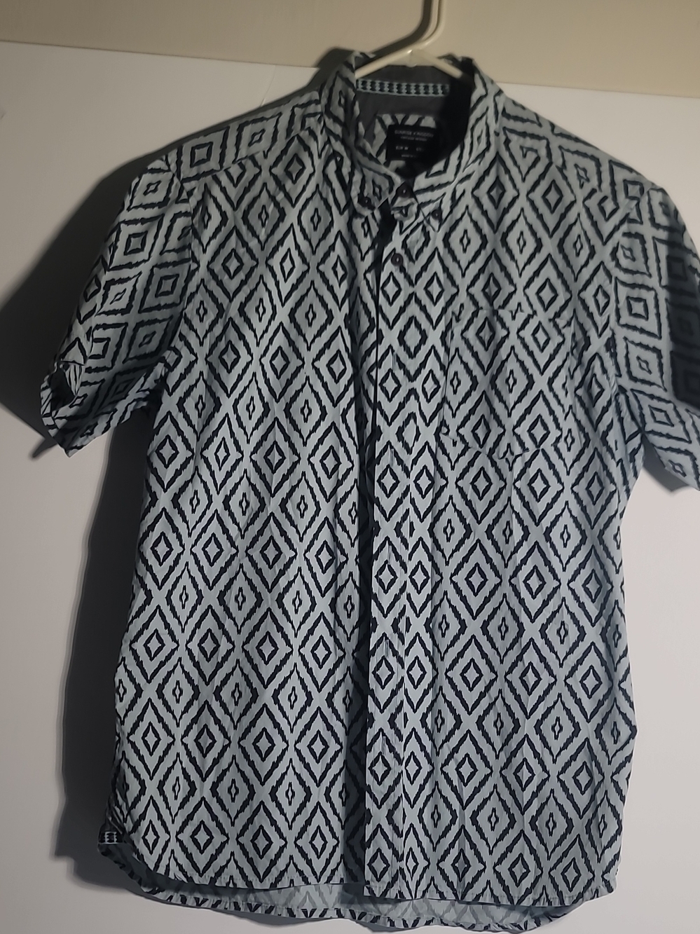 Geometric Diamond Short Sleeve Button-Up Shirt - Light Blue & Black